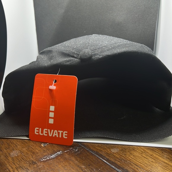 Black hat - Picture 2 of 3